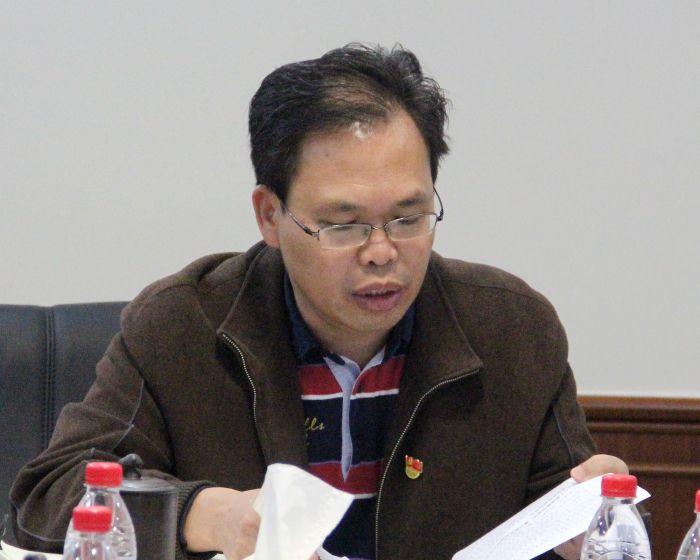 12.13陈祖训在会上作讲话。冯学萍 摄.jpg