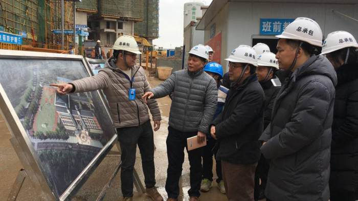 查抄现场。李梅凤 摄.png