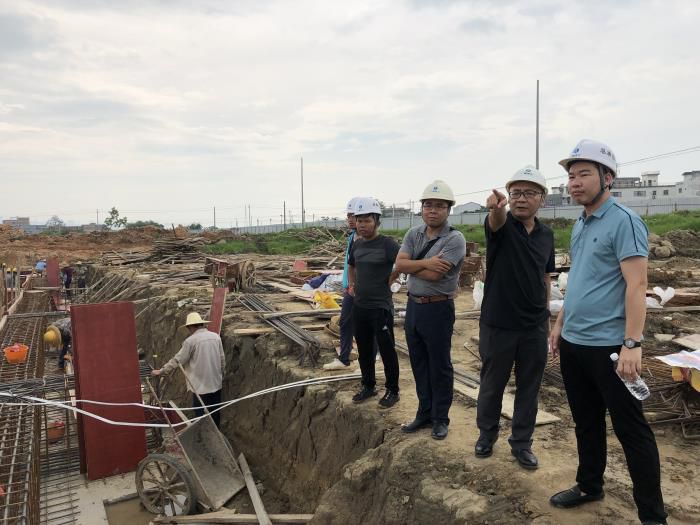 3查抄现场。农丰华 摄700.jpg