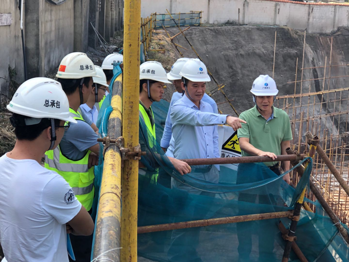 1.2查抄现场。韦艳兰 摄700.png