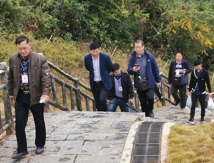 1.查抄组深刻现场检测。苏幼智摄700.jpg