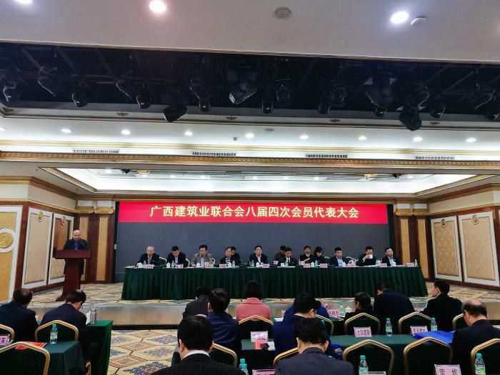 6.1陆烜代表公司作互换讲话。银燕 摄700.jpg