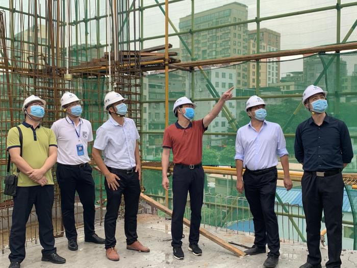 5.1调研现场。杨桂峰 摄700.jpg