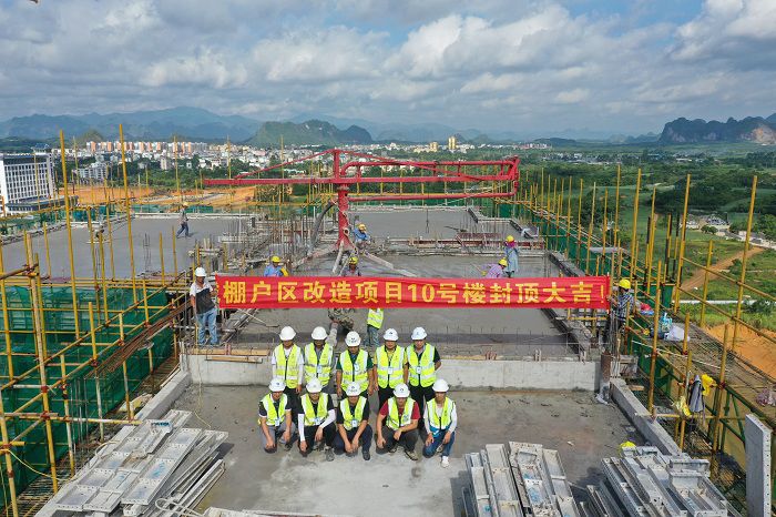 项目治理人员合照。卢瑞阳 摄.JPG