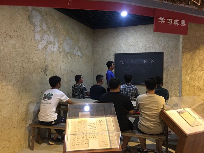 互换互动环节。 农丰华 摄.jpg