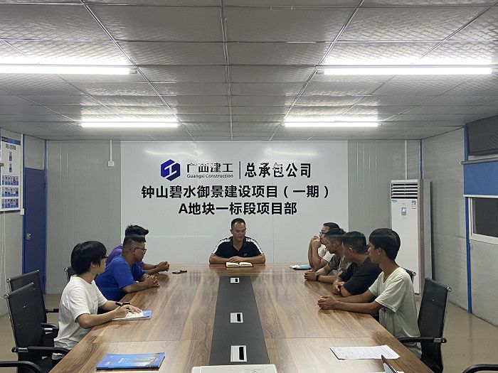 座谈会现场。韦秀丽 摄.jpg