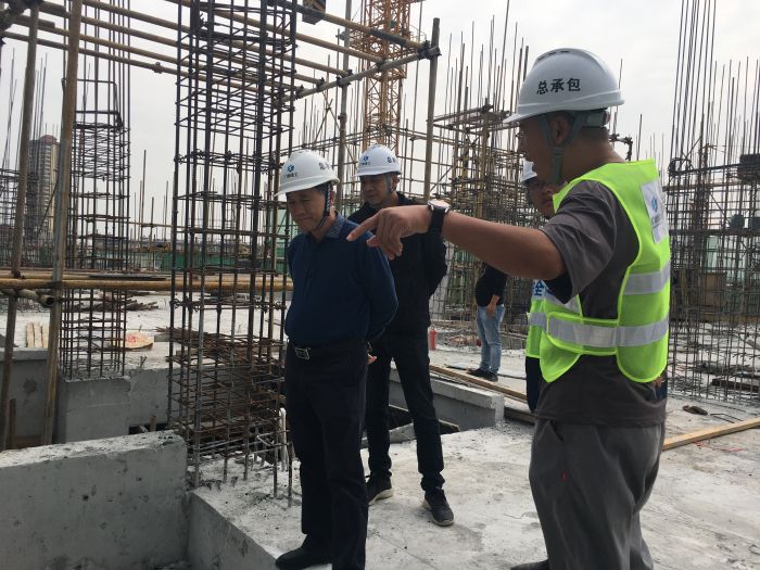 9东方宸院项目调研现场。赵云 摄.jpg