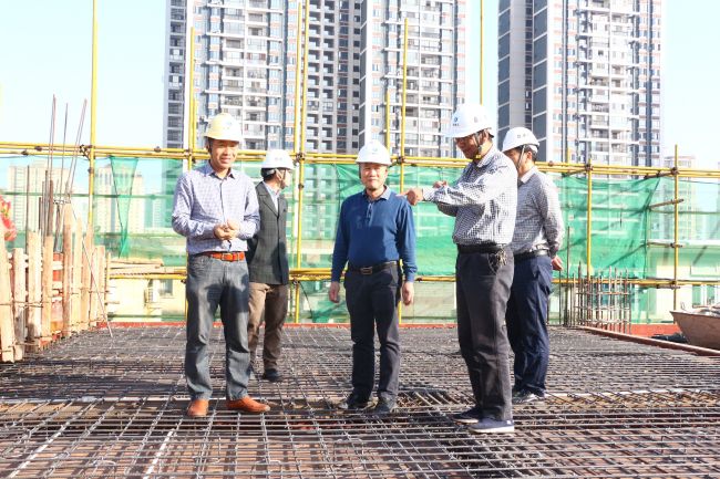 现场查抄领导。张钊林 摄.jpg