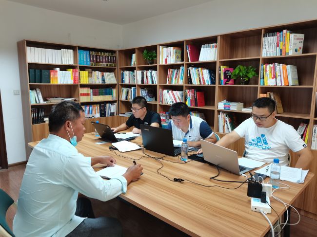 第二组答辩现场。李立云 摄.jpg