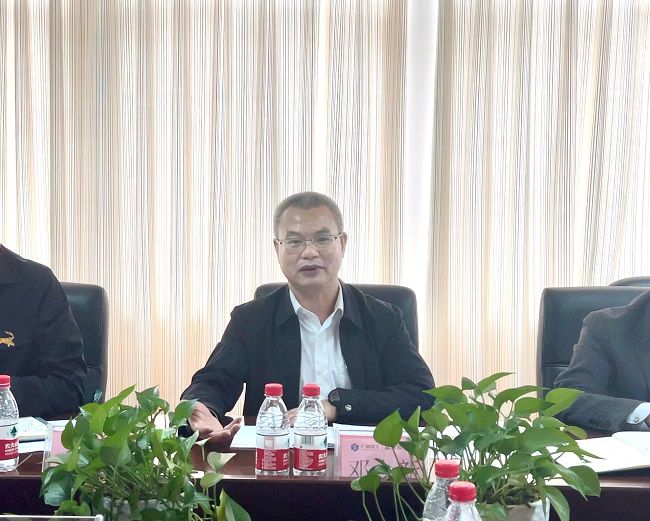 邓少新讲话。卢丽君 摄（建图）.jpg