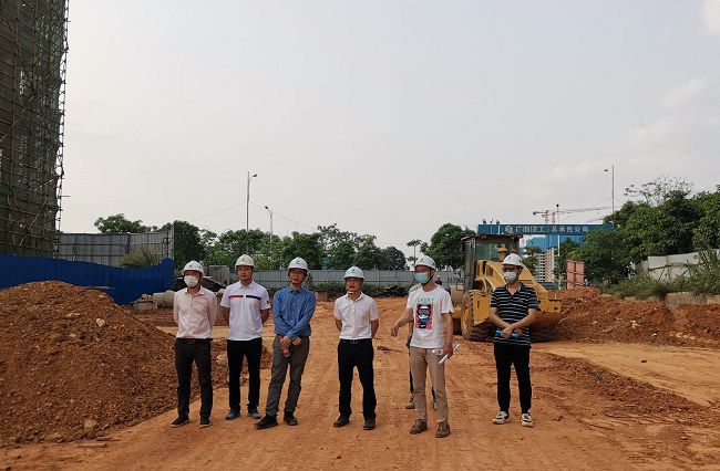 查抄现场。陈柳林 摄（建图）.jpg