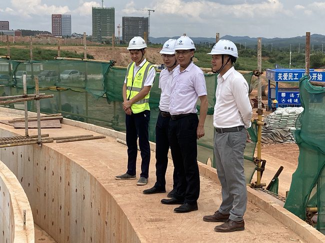 查抄领导现场。张钊林 摄（建图）.jpg