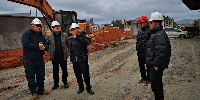 查抄现场。钟植焕 慑（建图）.jpg