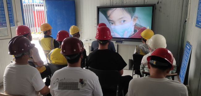 旁观教育视频；普鹩 摄（建图）.jpg