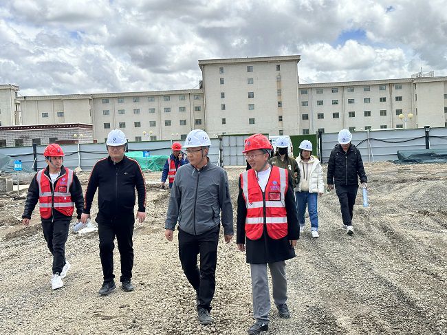 查抄现场。许忠德 摄（建图）.jpg