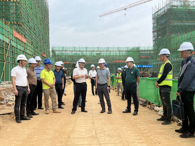 查抄项目现场。廖之锭 摄（建图）.jpg