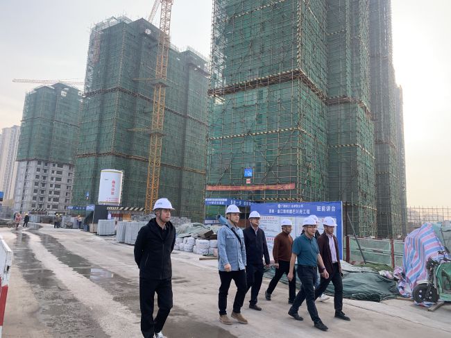 查抄现场。罗庆博 摄（建图）.jpg